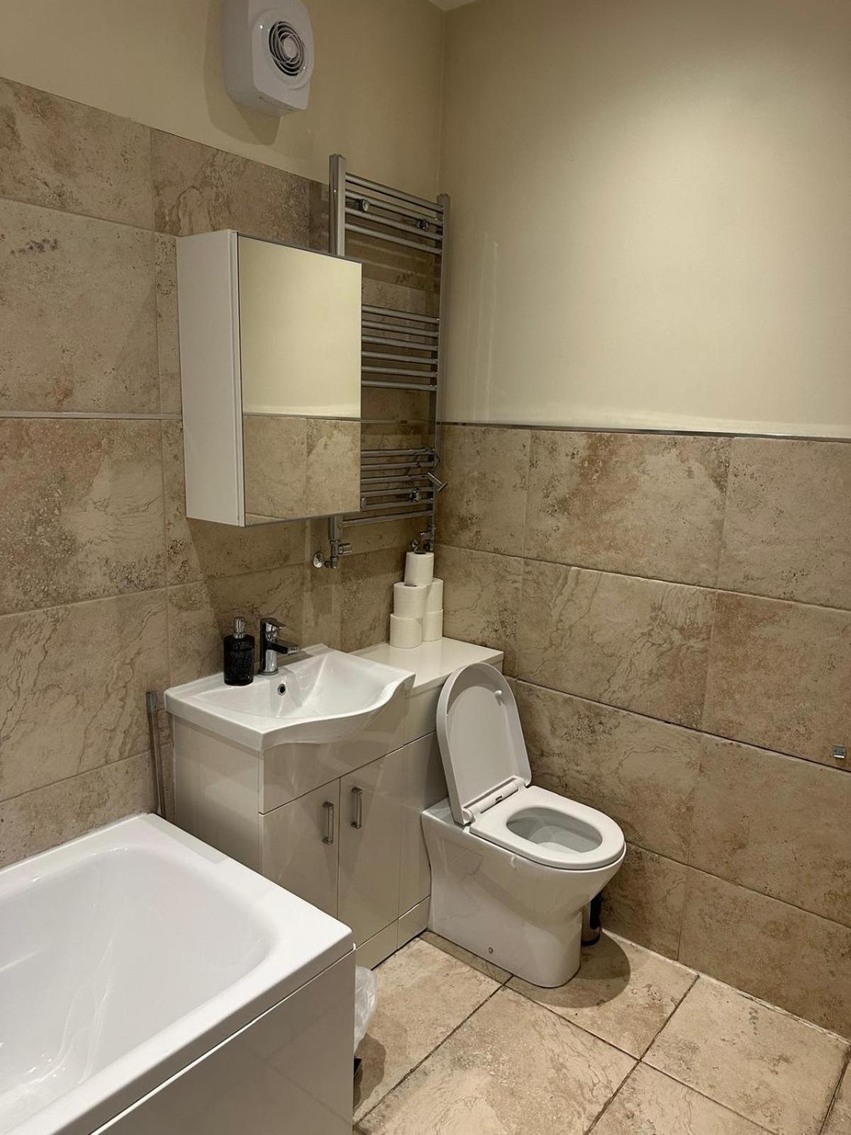 Seafords Guest House Stoke-on-Trent Bagian luar foto